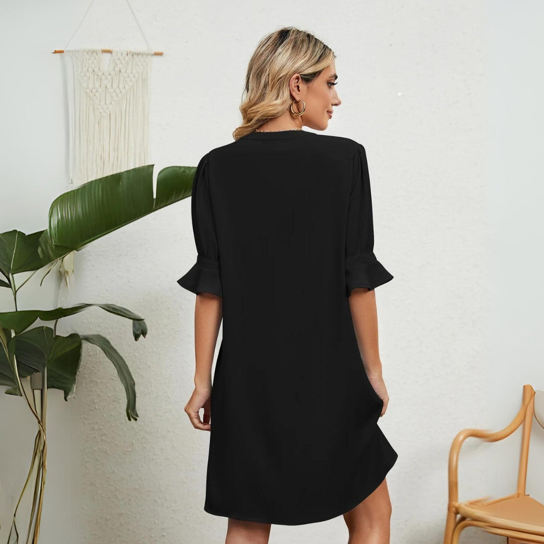 Ester | Comfortable V-Neck Dress