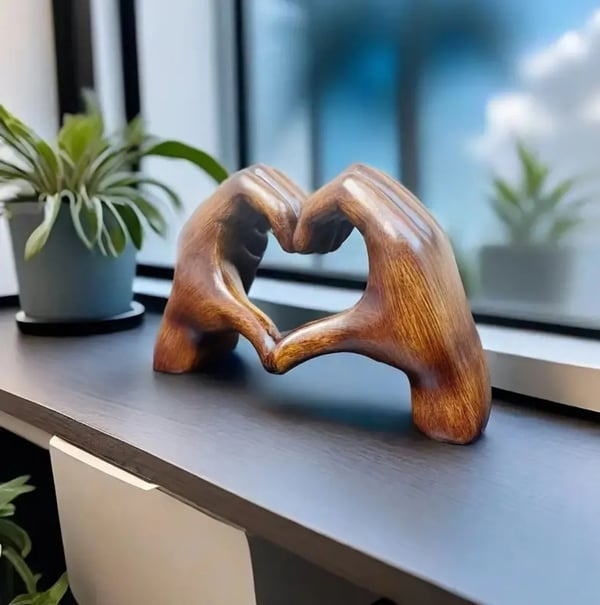 Heart Statue | Symbol of Love and Elegance