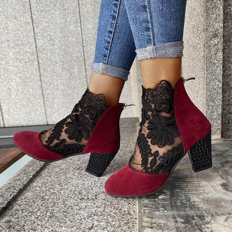 Amber | Elegant Lace High Heels